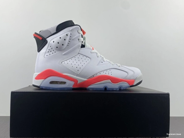 HYPE Retro (2014) 6 Jordan 384664-123 White Infrared 0821